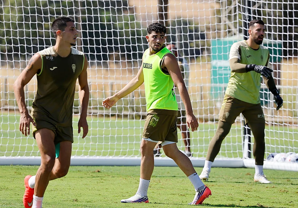 Víctor Sánchez y Salim El Jebari, la nueva savia que reclama protagonismo en el Córdoba CF