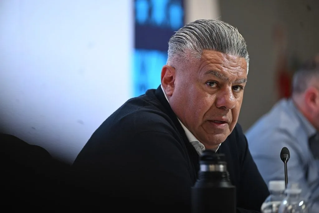 El juez Lijo ordenó un exhorto a Suiza por transferencias de US$190.000 de la FIFA a Claudio “Chiqui” Tapia