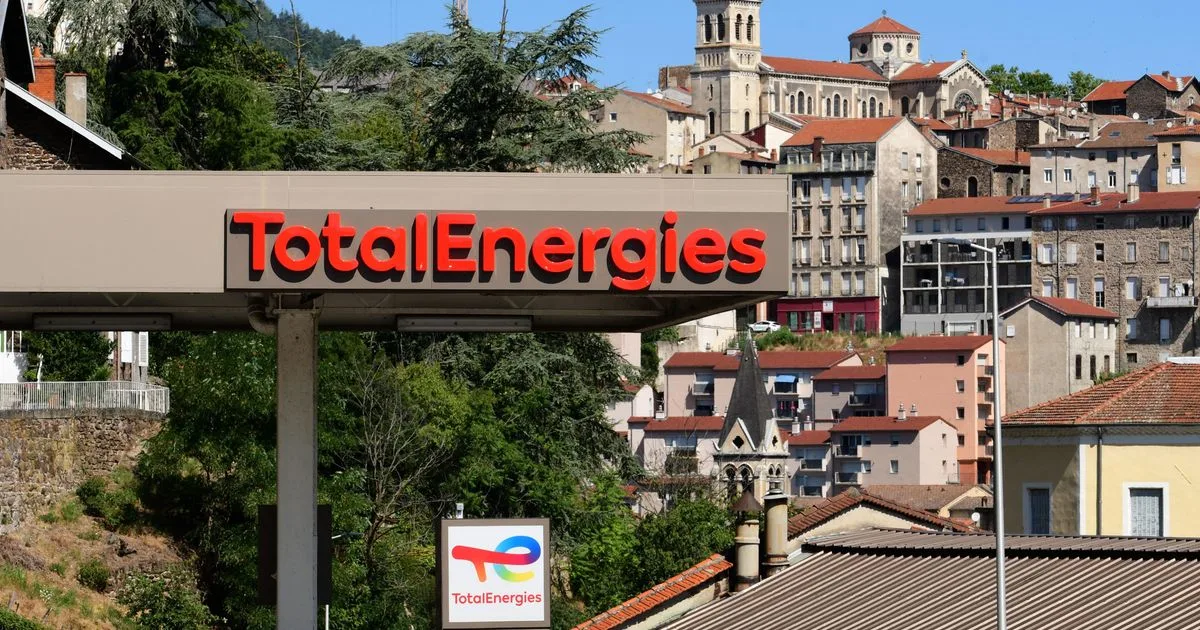 Prix des carburants : TotalEnergies maintiendra son plafonnement « tant que le conflit durera »
