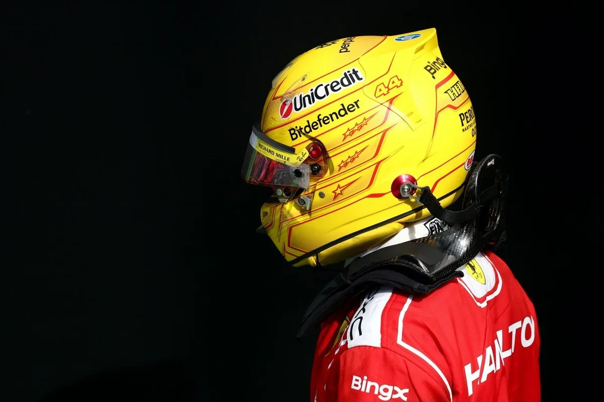 F1 - Hamilton afirma que Ferrari precisa ser mais como a Mercedes: "Estou aqui para vencer"