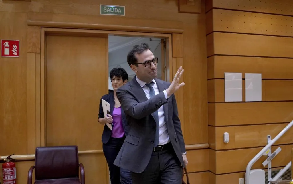 López y Puente se convierten en los "duros" de Sánchez ante el 'vacío' político de Cuerpo: "Ha cogido peso pero no pone la mejilla"