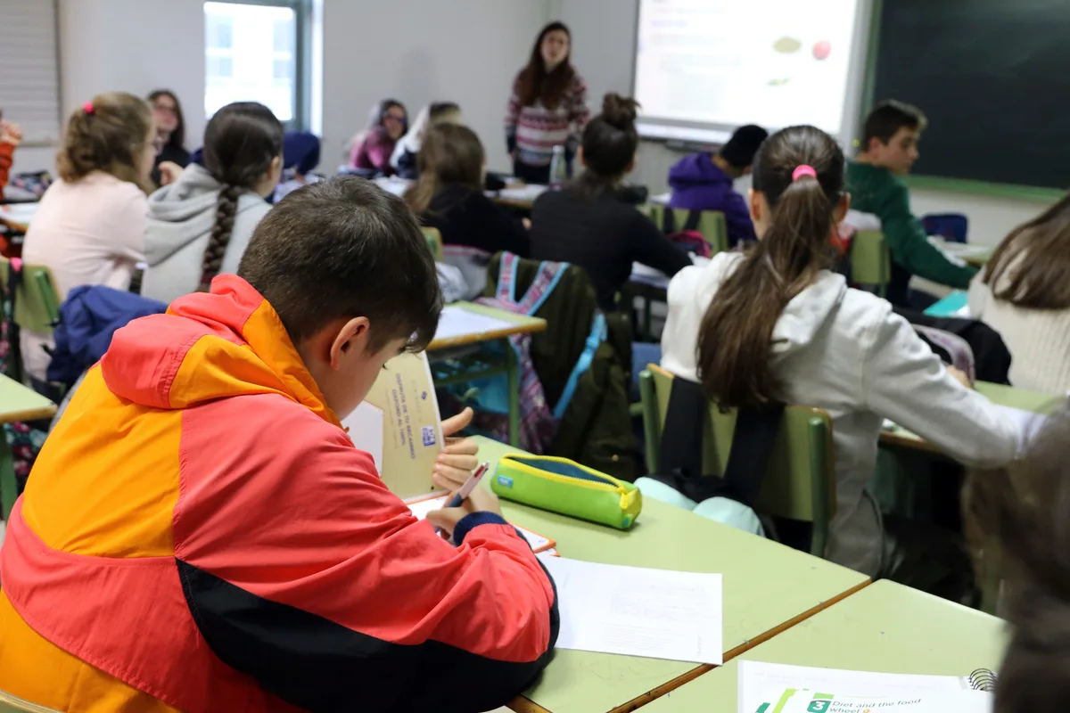 Investigadores denuncian que PISA "ha cambiado la forma de medir" dando lugar a "errores": "No es cierto que las rentas altas hayan caído más que el resto"
