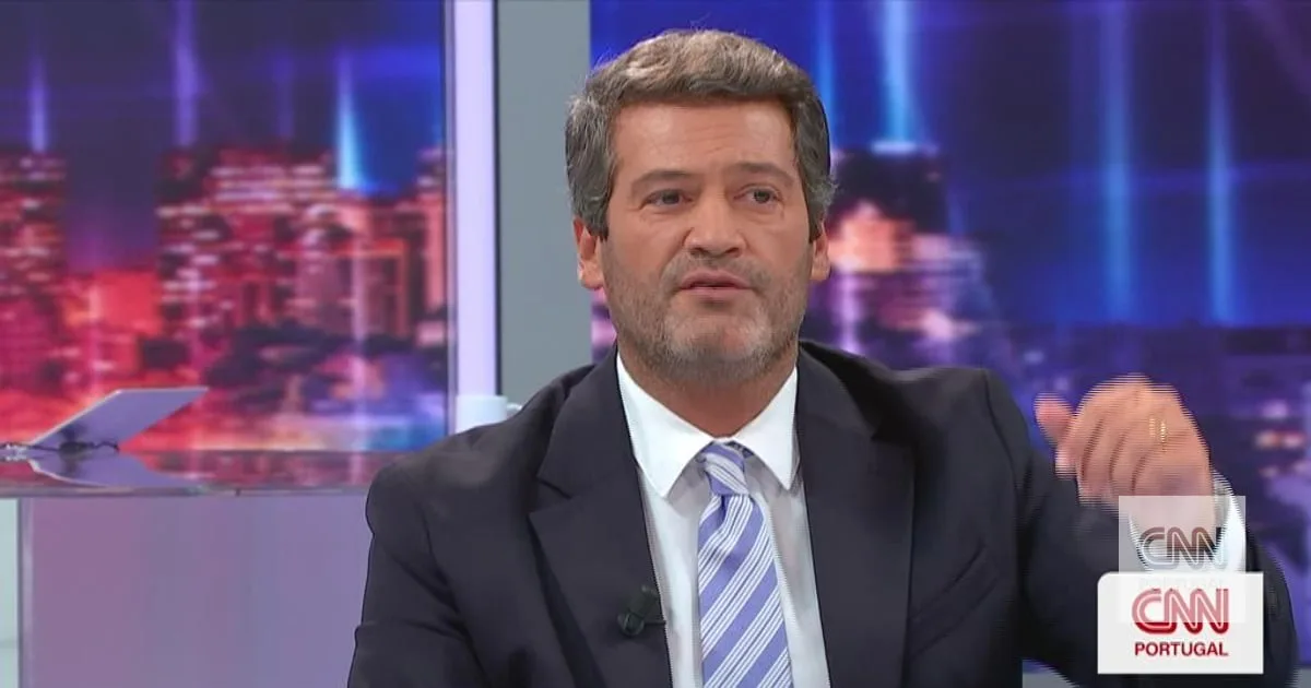 Ventura sugere que negócio da REN "acabou por beneficiar algumas pessoas, algumas delas, direta ou indiretamente, ligadas ao Governo"