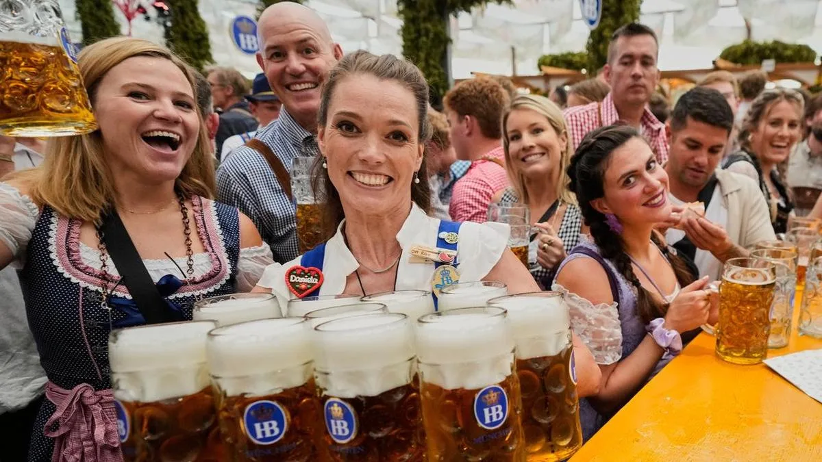 Oktoberfest roars to life as mayor taps the first keg