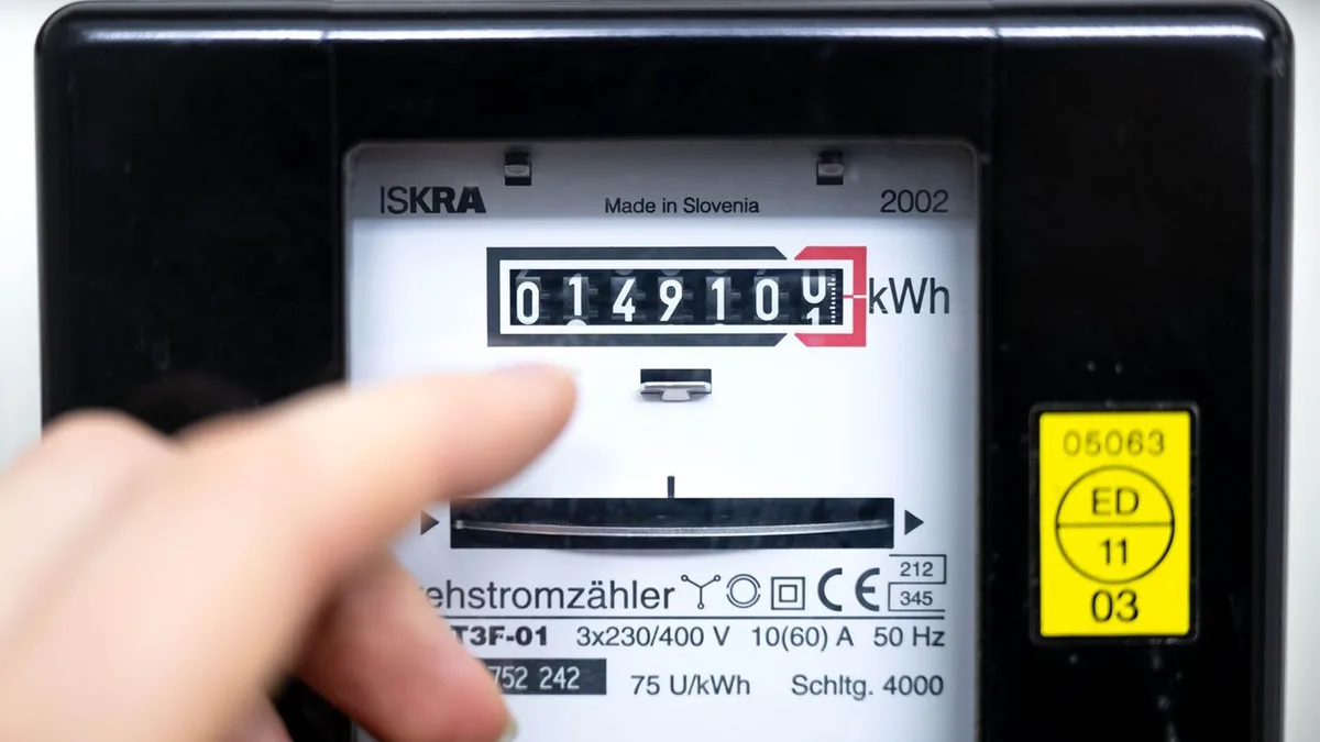 Höhere Energiekosten: Verivox: Netzentgelte für Strom und Gas steigen 2027