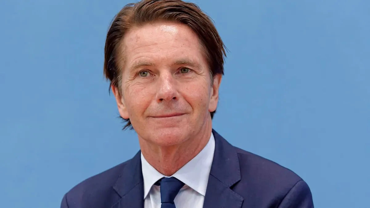 „Schulze zitiert Umfragen, die nur er kennt – aber er kämpft“