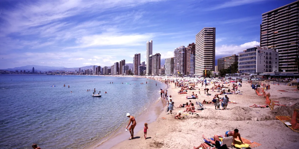 Agosto se va, queda el recuerdo: la ciencia de cómo el verano sigue vivo en la memoria