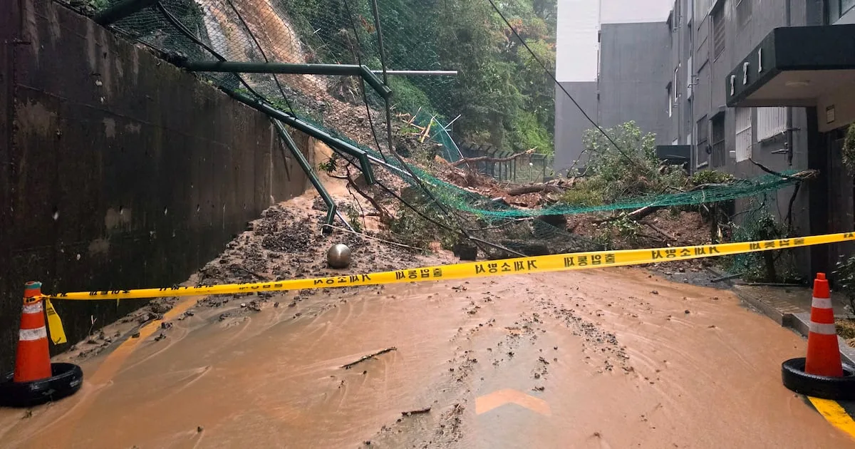 [속보] 거제 시간당 100mm 물폭탄… 옥포동서 산사태로 1명 심정지
