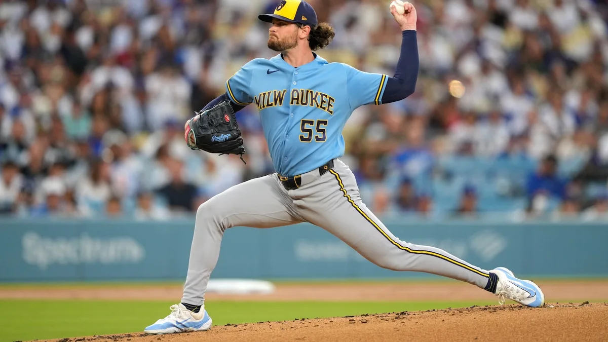 Brewers tag Edwin Diaz and rally for 3 runs in the 9th inning to beat the Dodgers 5-4