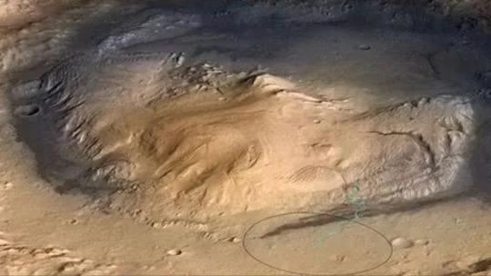 La NASA descubre misteriosos agujeros perforados en la superficie de Marte y sus científicos intentan develar el enigma