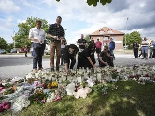 Le suspect de l’attaque à l’épée meurtrière en Suède placé en détention provisoire
