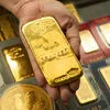 China compra mais ouro para reduzir dependência do dólar e reforçar alternativas seguras
