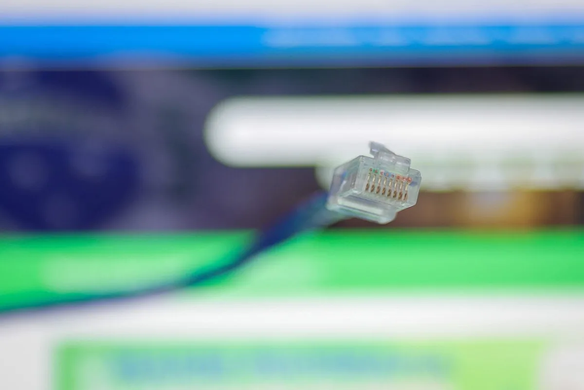 Pesquisa: mais de 93% das casas do Paraná contam com internet