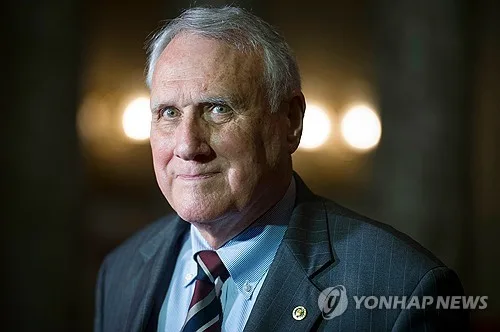 '대북 강경파' 존 카일 前 미국 상원의원 별세…향년 84세