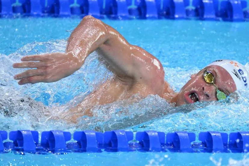 Pour sa première sur 400m, Léon Marchand facilement qualifié en finale aux Championnats d'Europe