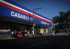 Varejo fecha mais de 1,1 mil lojas desde 2022 sob o custo de ser grande