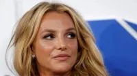 Filho de Britney Spears estreia como modelo em campanha para a MAC
