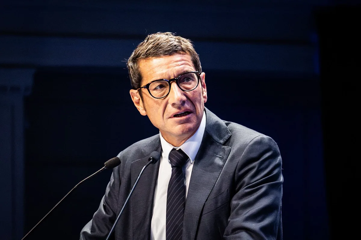 Présidentielle 2027 : à droite, David Lisnard bouscule la candidature de Bruno Retailleau