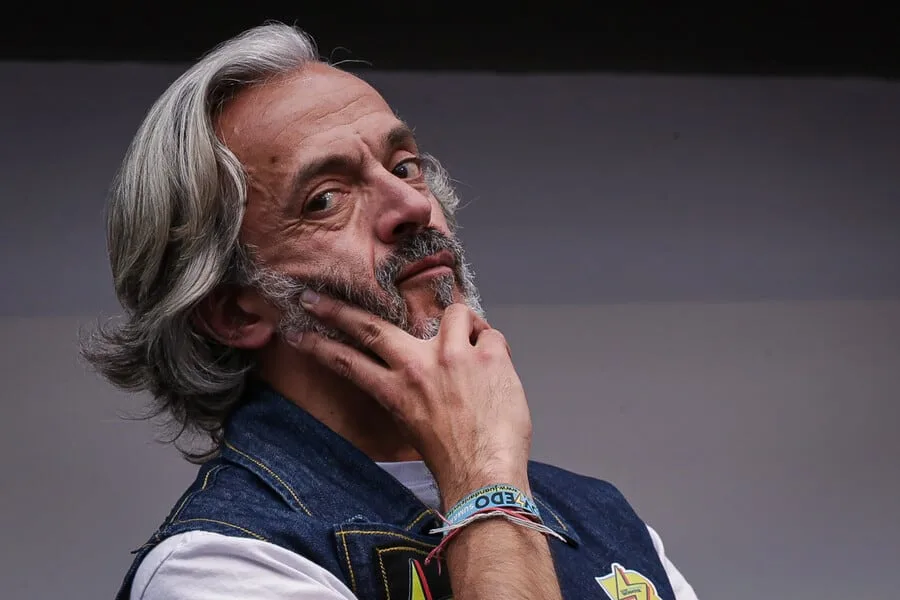 Juan Daniel Oviedo cuestiona debate sobre “ideología de género”: pide educación con evidencia