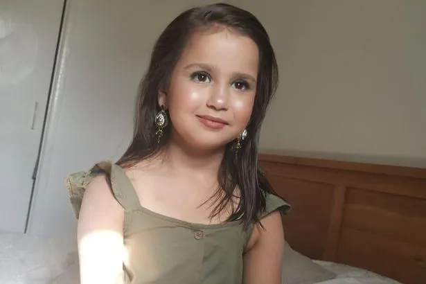 Two prisoners tried to decapitate the dad of tragic Sara Sharif in jail
