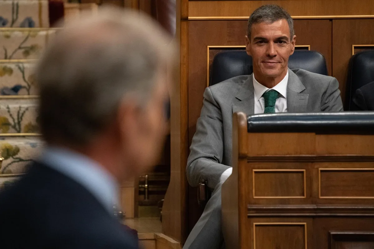Sánchez acusa a Feijóo de "ruin" y de "sacar tajada" de la crisis de Ceuta azuzando "el miedo y el odio"