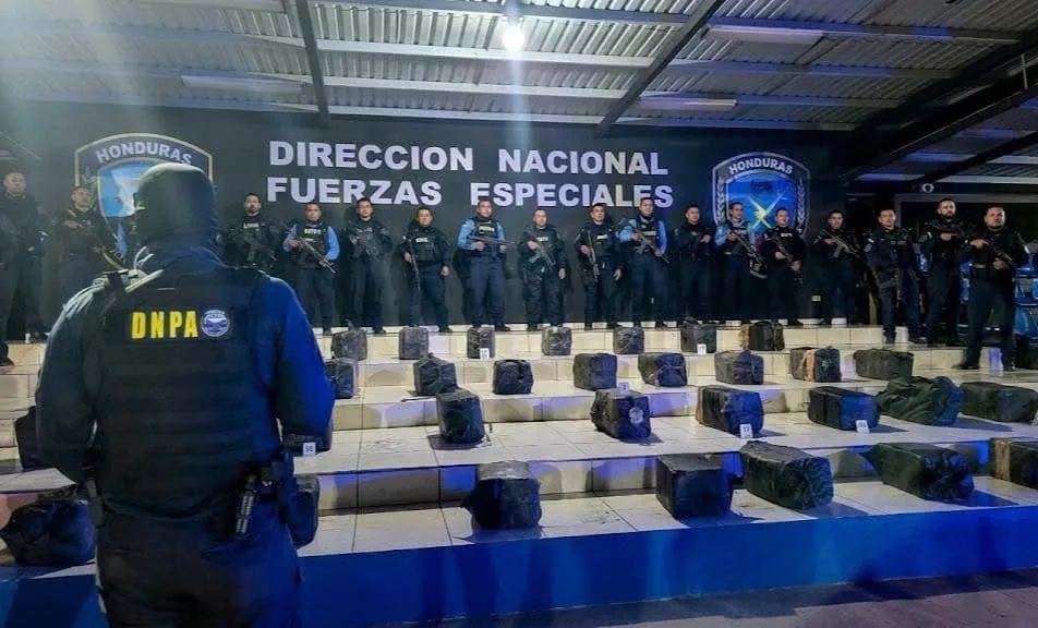 Honduras decomisa más de 3.1 toneladas de cocaína en nueve días y detectan cambio en rutas del narcotráfico