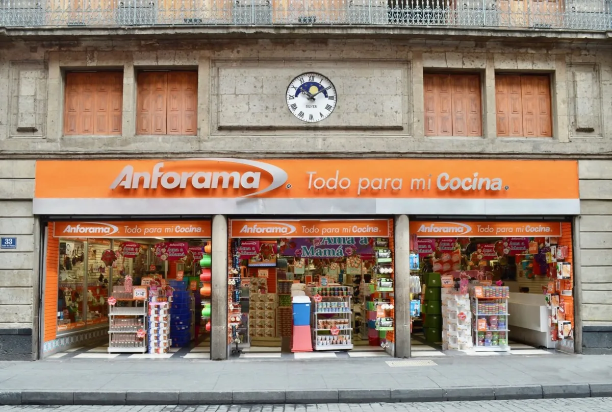 La historia detrás de Anforama, la cadena mexicana que cierra sucursales y remata mercancía