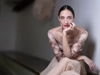 Danseuse étoile depuis 2007, Dorothée Gilbert, 43 ans, doit tirer sa révérence