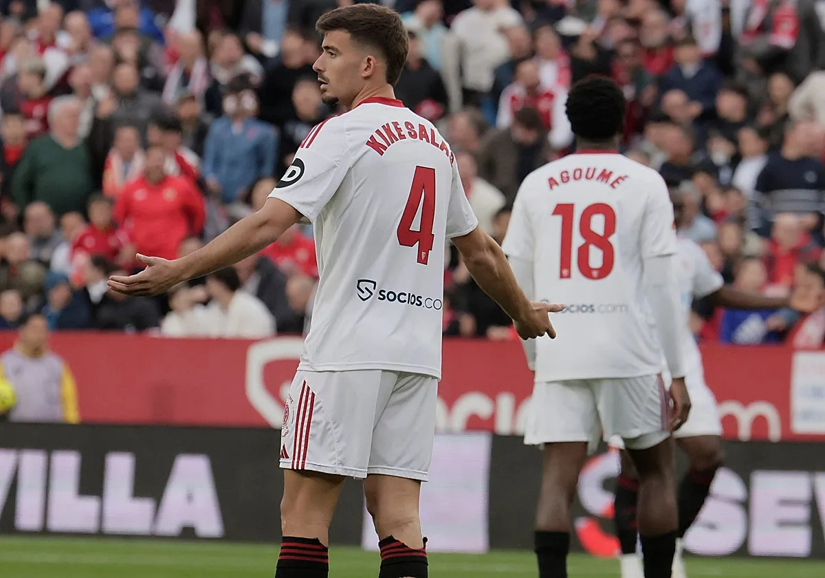 El Sevilla FC recupera a Kike Salas y confía en el parón para vaciar la enfermería