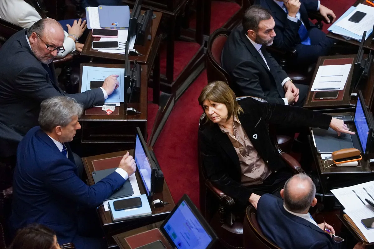 Bullrich aceptó cambios, pero rechazó obras en rutas y beneficios para industrias existentes