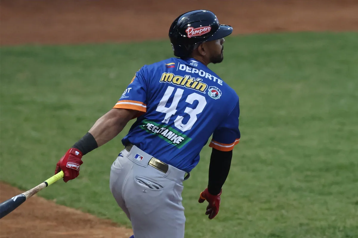 Tigres dejó tendidos a los Tiburones y sumó su tercera victoria al hilo
