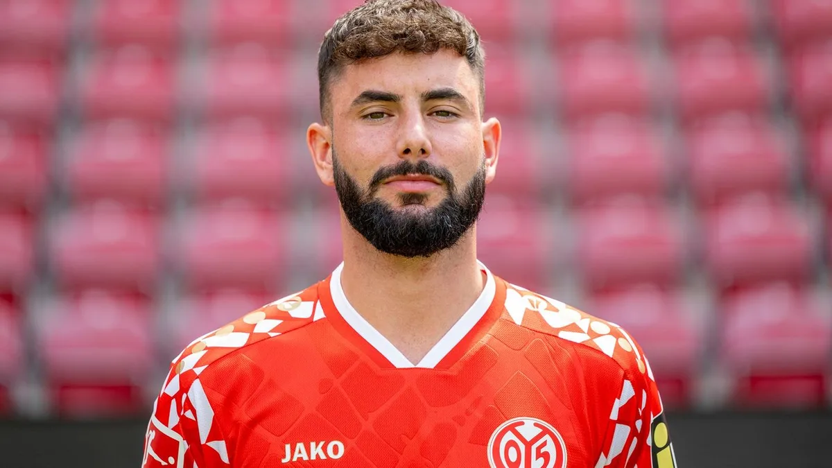 Fußball-Bundesliga: Mainzer Transferkniff: Marco Richter darf noch wechseln
