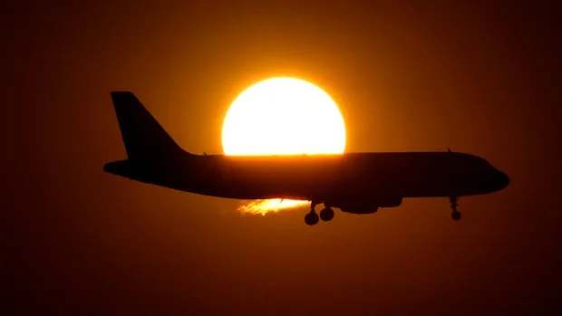 Flight attendants and pilots have highest risk of dying from radiation-linked cancers, study says