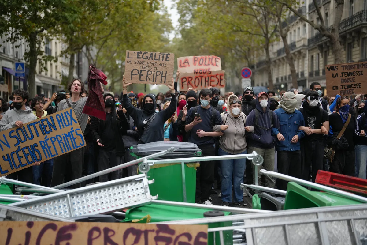 La triple crisis de Francia: el nuevo enfermo de Europa