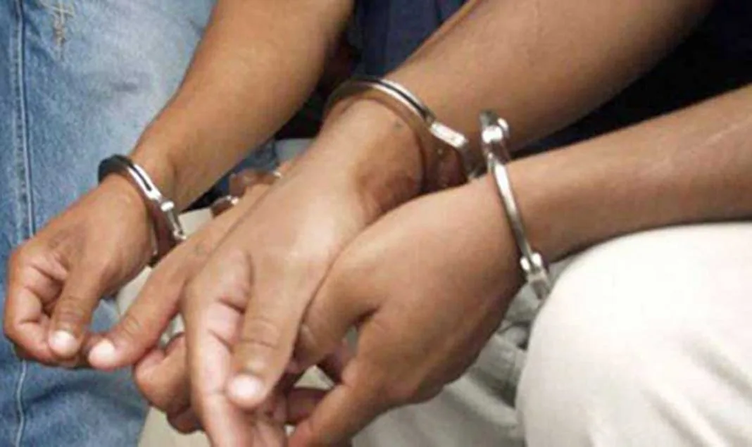 Detenidos dos hermanos por causar la muerte a un compañero de tragos