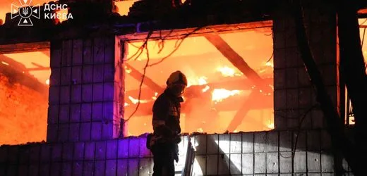 Russland-Ukraine-Krieg: Luftangriffe auf Kyjiw zu Schuljahresbeginn – mehrere Tote