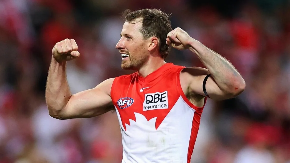 Sydney Swans veteran Harry Cunningham secures move to Adelaide Crows in unique trade period deal