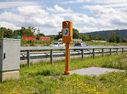 Abschaffung wird geprüft: Verschwinden bald 17.000 Notrufsäulen von den Autobahnen?