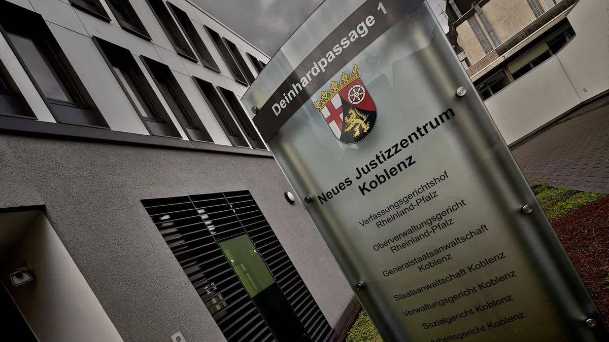 Trotz Kontaktverbot: Frau erstochen – Ex-Mann wegen Mordes angeklagt